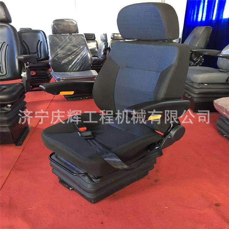 成工30 50E-III 955 装载机驾驶室 座椅 组合仪表 油箱 空滤 机滤