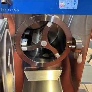 r48LYWSv触屏带硬冰淇淋机调速大oeun出口标准