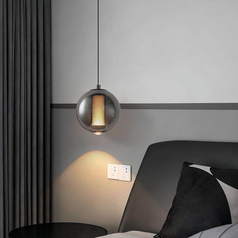 北欧极简圆球餐厅小吊灯复古客厅吧台餐桌灯卧室床头铁网玻璃吊灯