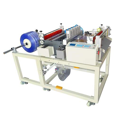 门帘电脑全自动放料打孔裁切机无纺布裁切机pvc膜切断机加工设备