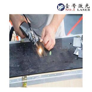 厂价出售300W激光焊接机 可加配光纤手持枪 广告激光焊字机