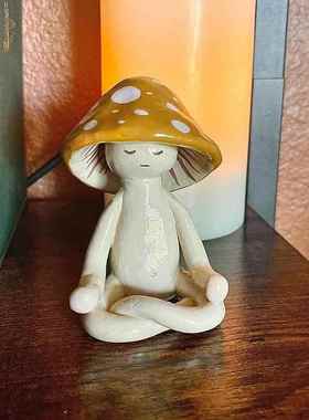 可爱冥想打坐瑜伽蘑菇桌面摆件家居客厅装饰品花园庭院树脂工艺品