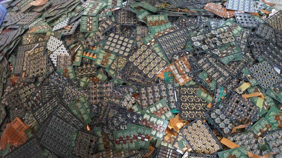 4月5日北京薄片镀金板一批共50斤左右网络拍卖公告