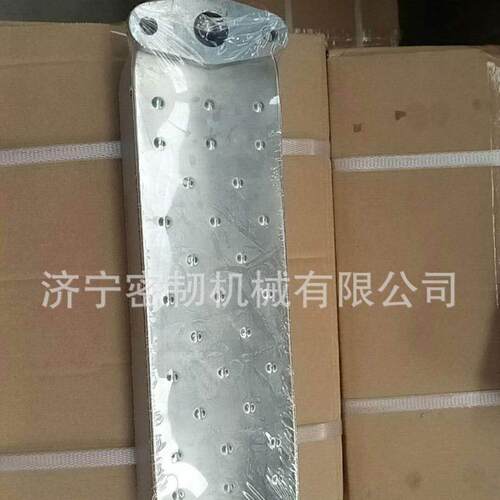 发动机配件6D108/6D125机油冷却器6240-61-2111