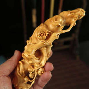 黄杨木雕刻复古笔架笔格工艺品文房四宝书法用品梅花笔搁摆件