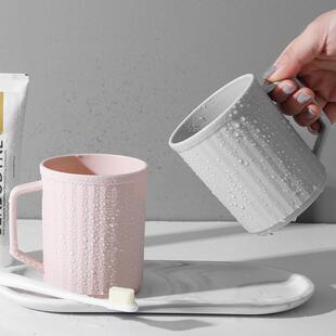 High-capacity, good-looking rinse cups for home bathroom use