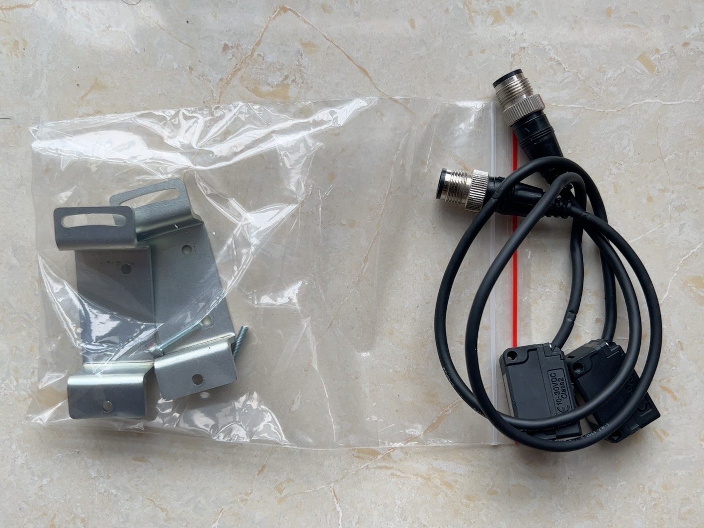 KEYENCE基恩士对射传感器PZ-G51EPR 九九新 带