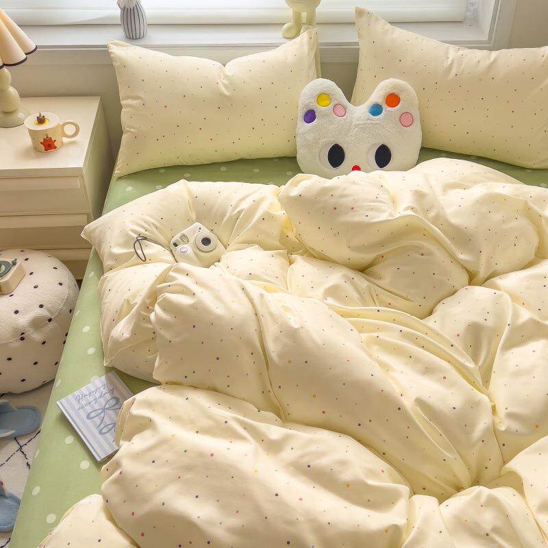 高密度四季羽绒被套防钻毛半成品被壳鸭绒被棉花布料驼绒被褥子单