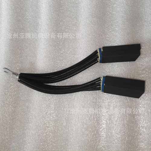 D374N直流电机碳刷CH33N轧钢电刷 2 12.5 16 32 5060亚腾碳刷