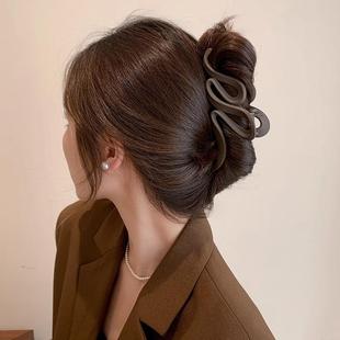 2024新款盘发发夹女高品质大发量抓夹后脑勺高级感15cm鲨鱼夹大号