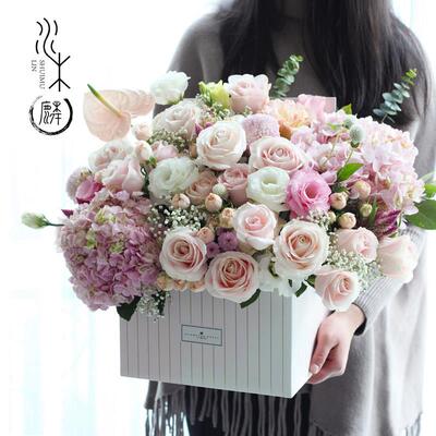 成都水木麟花店鲜花配送同城送花上门速递花束花盒生日抱抱桶