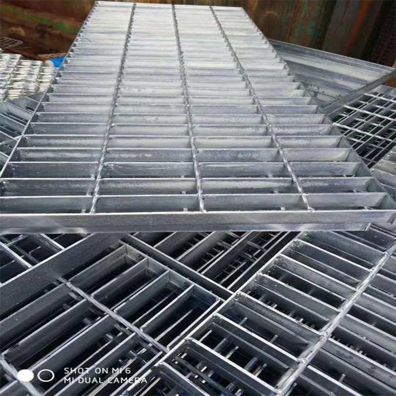 定制压焊钢格板建筑工地楼梯插接钢格板不锈钢沟盖板齿型钢格栅板