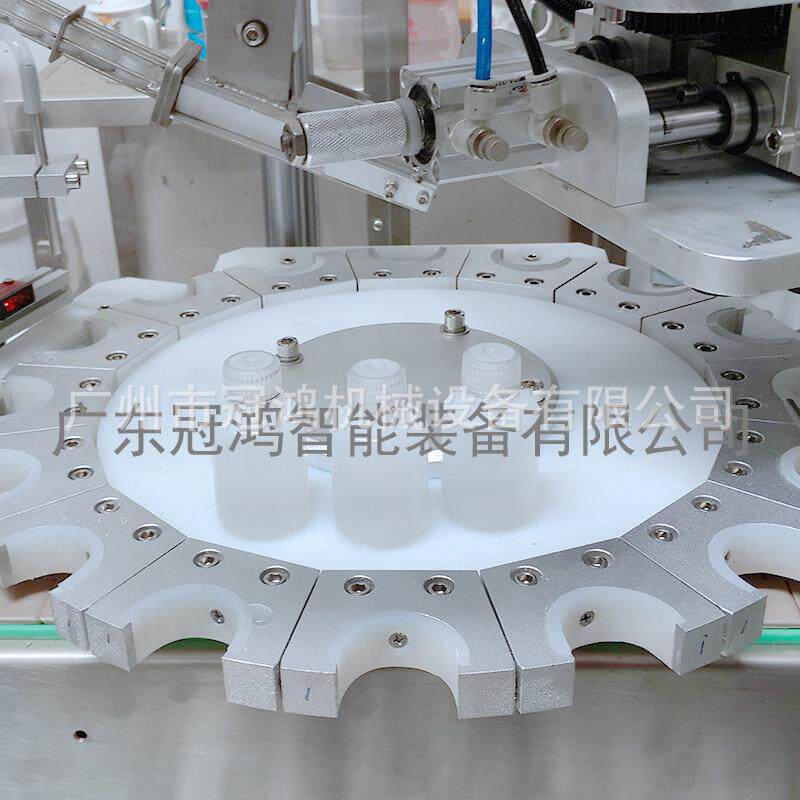 海鲜酱卡盘式称重灌装机,卡盘式灌装称重灌装采用先快后慢的方式