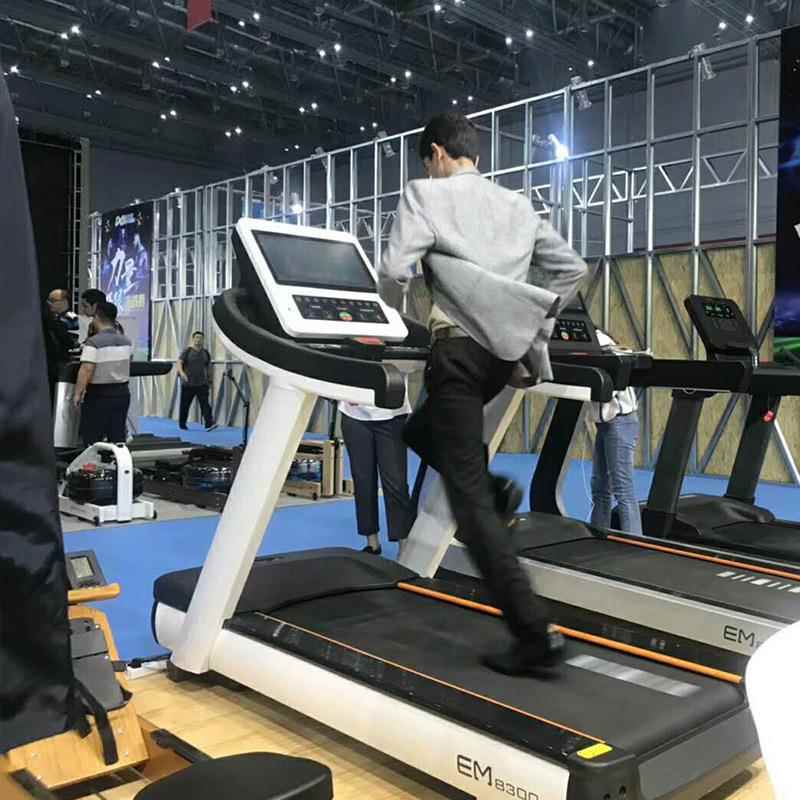 迈商用MXF跑步机健房多功能智能用减震走步机身亿室家内超静音跑