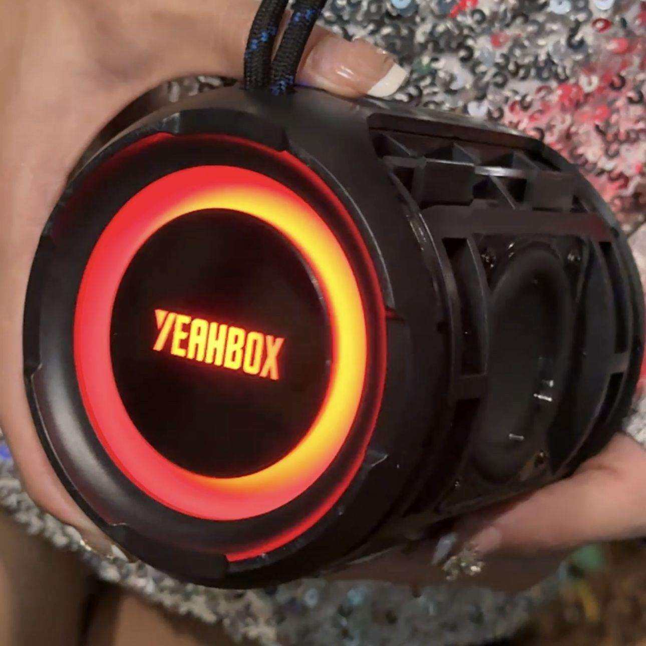 YEAHBOXA8大功率40W便携式防水低音炮户外无线车载音箱超长续航