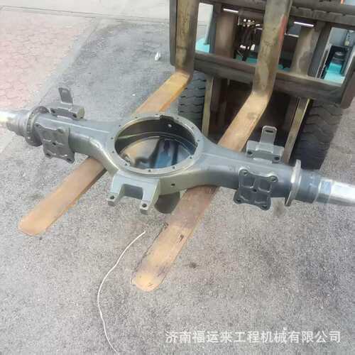厂家直销 MCJ11中桥壳重汽豪沃后桥配件 后桥壳MHJ-111G0-B309