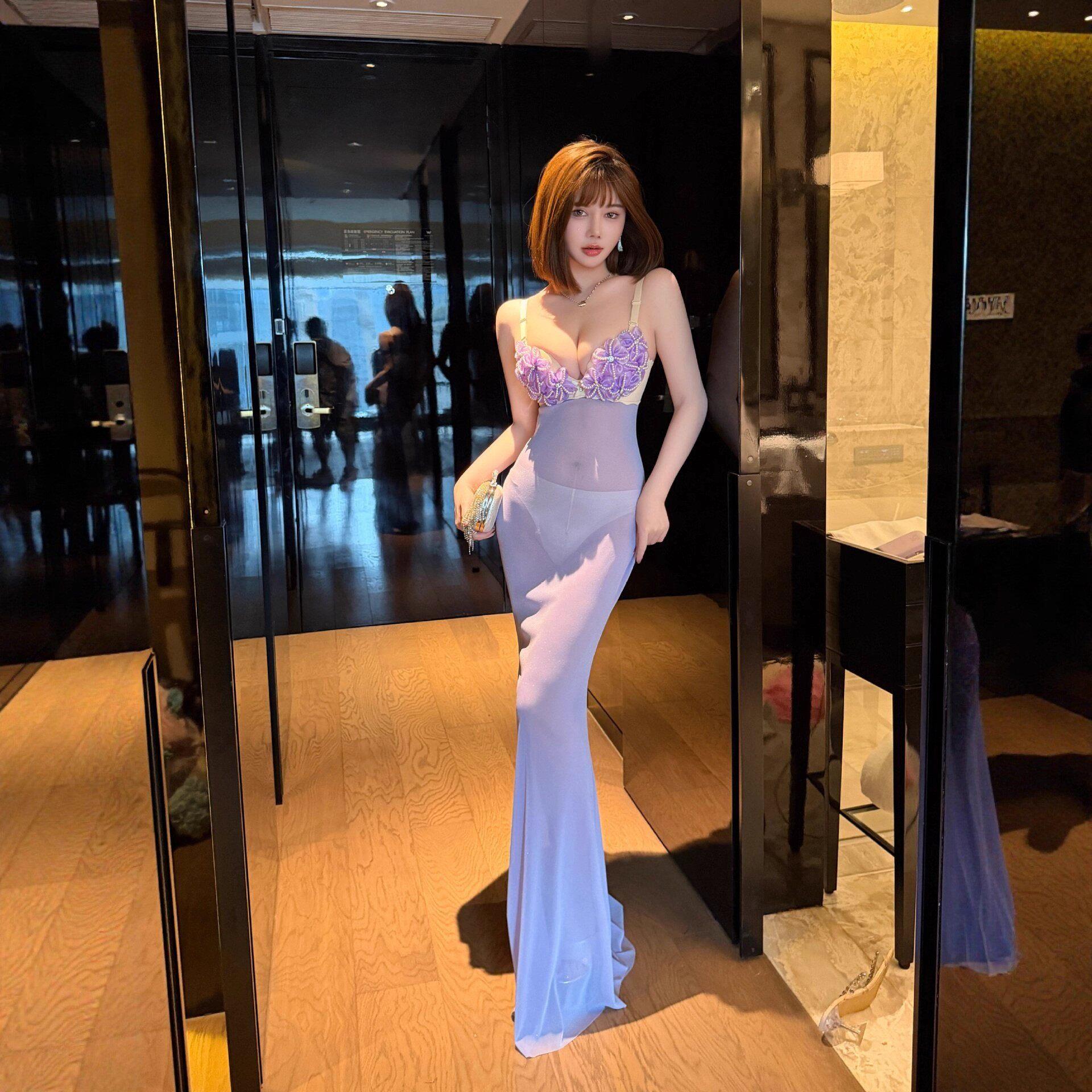 性感连衣裙女新款吊带自带文胸透视网纱晚礼服气质高端夜场工作服