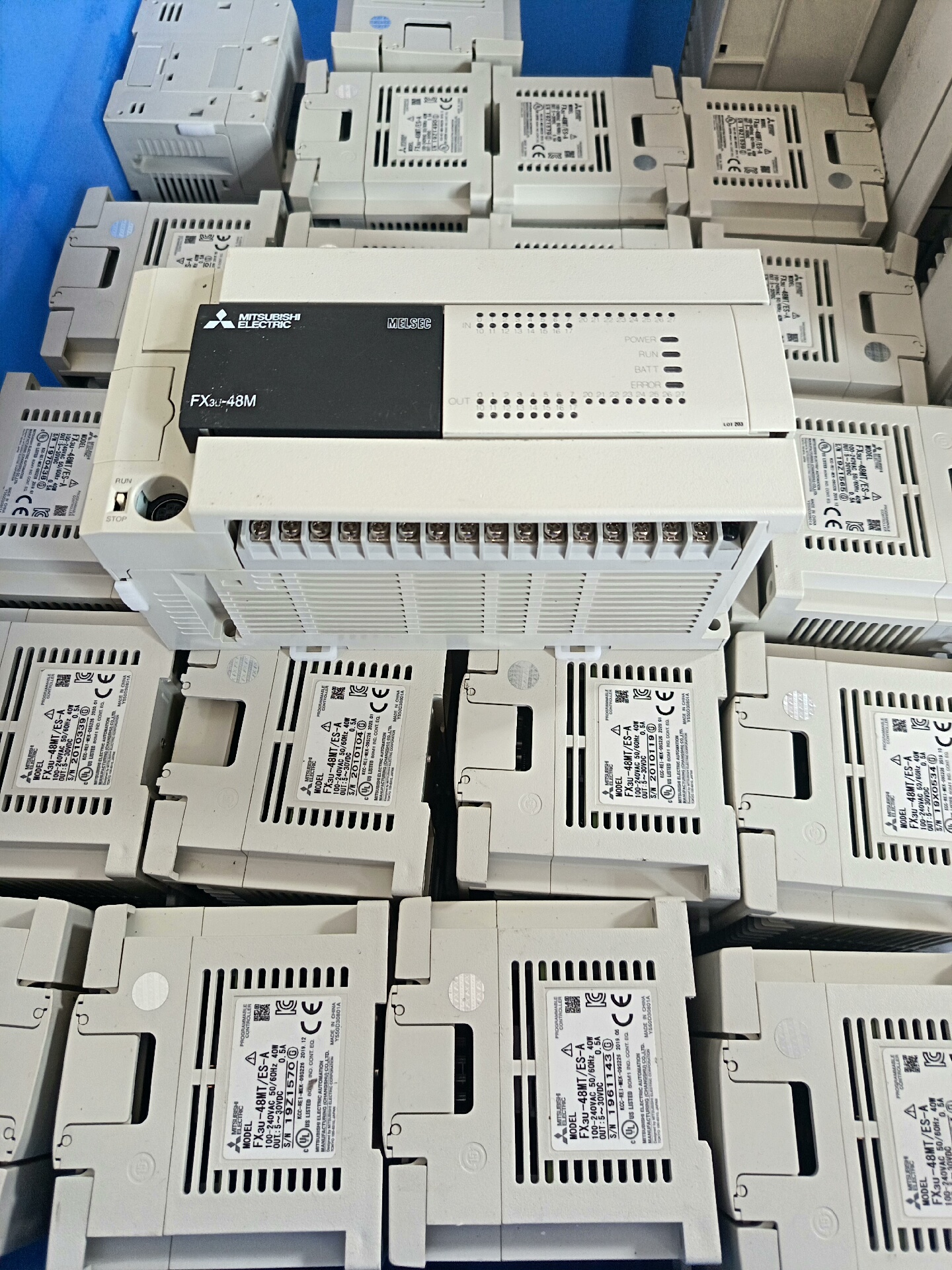 原装三菱plc二手拆机FX3U-48MT/EA，，成色充新，