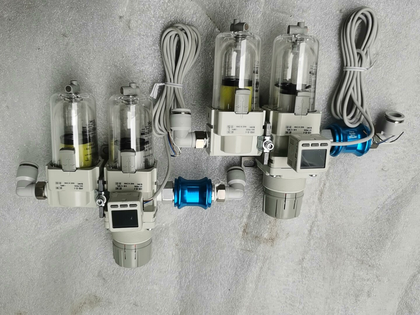 双联SMC油水分离器原装正品全新的AW30-03-A，AFM