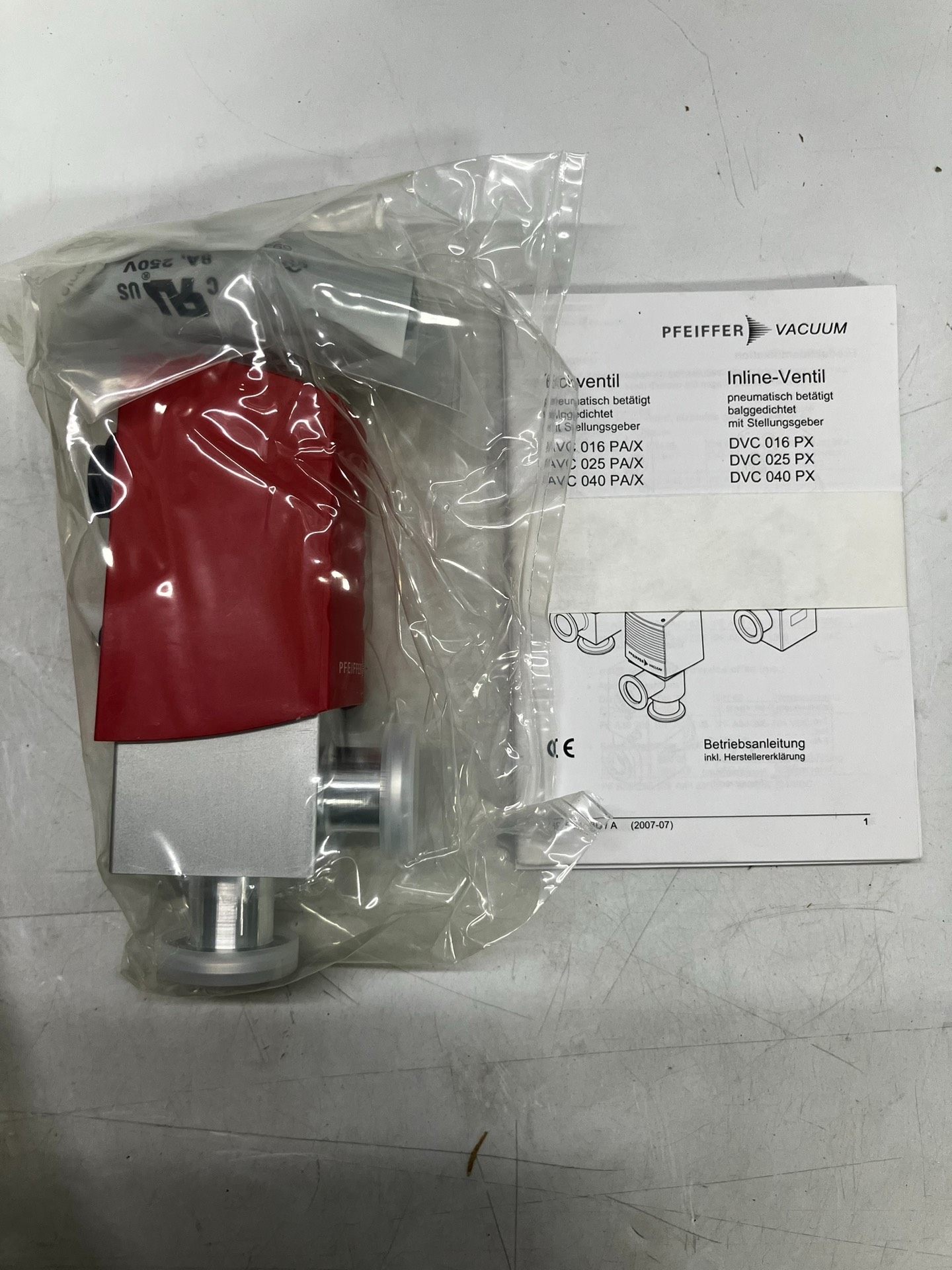 全新PFEIFFER VACUUM普发AVC016PA KF