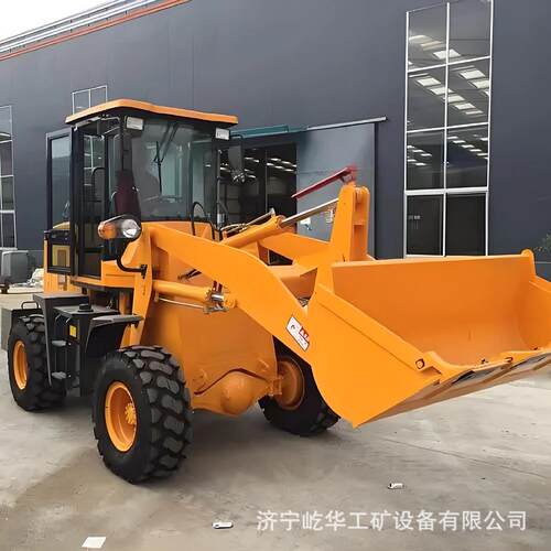 厂家供应多功能铲车装载机四驱柴油轮式农用养殖工程推土机