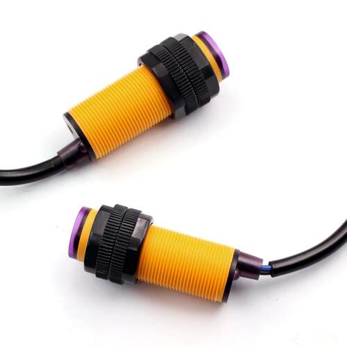 红外漫反射接近感应光电开关E18-D80NK 避障传感器模块NPN三线5V