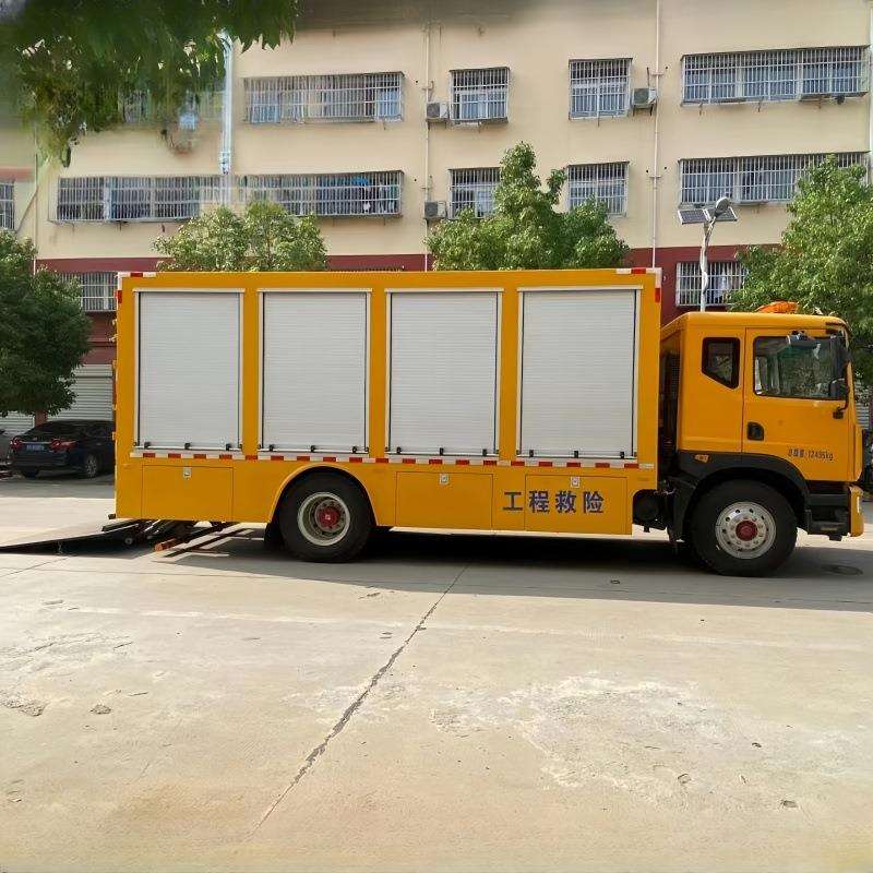 大型移动排水抢险车 龙吸水抽水泵 照明电源车 野外发电抢险车