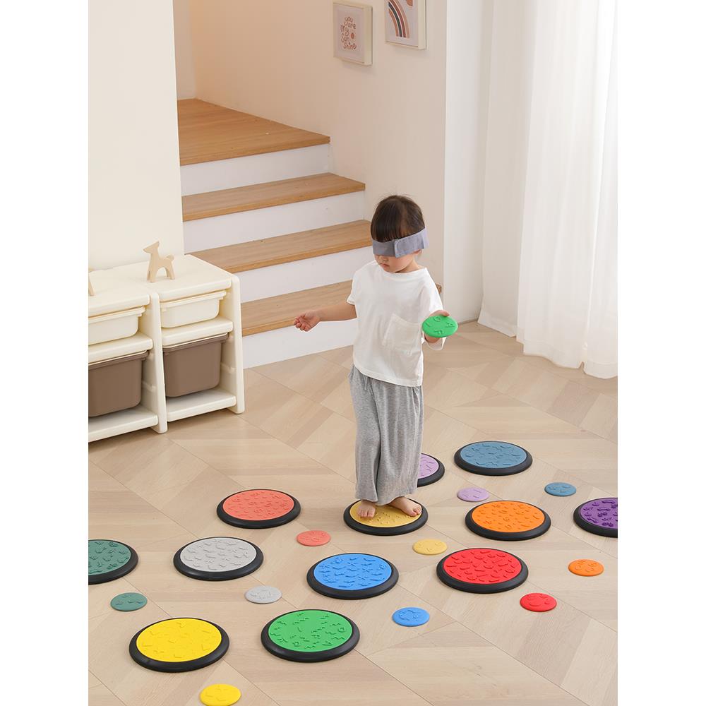 触觉板儿童感官训练教具及器材宝宝平衡板体能练习垫过河石组合玩