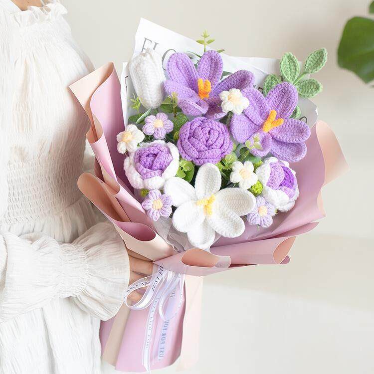 手工毛线针织郁金香玫瑰成品手捧花束送闺蜜女老师朋友生日礼物