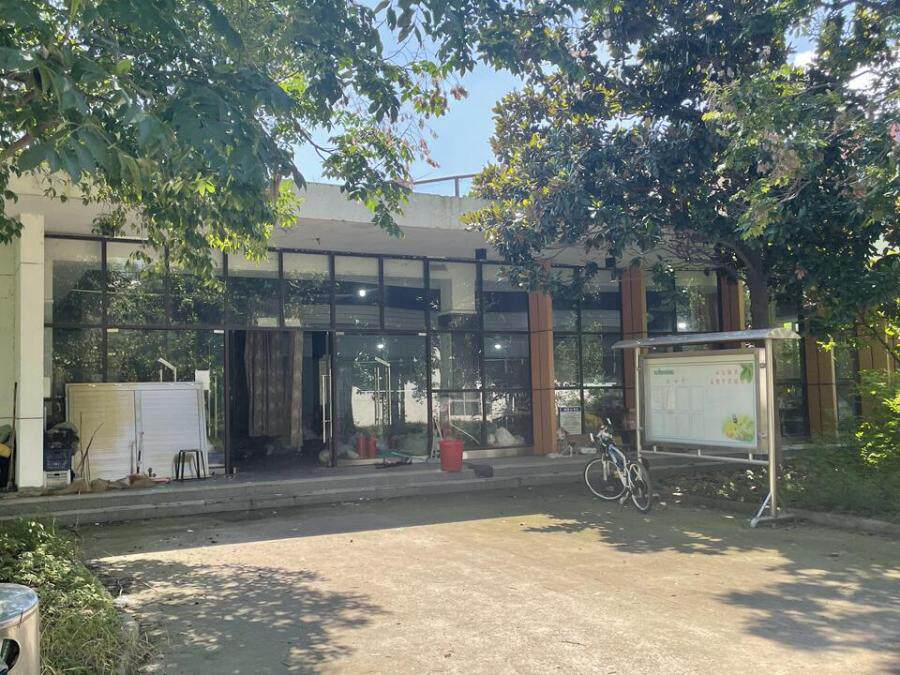 4月8日三门峡市果业公司土地使用权、房屋建筑物、电子设备、机器设备及车辆网络拍卖公告