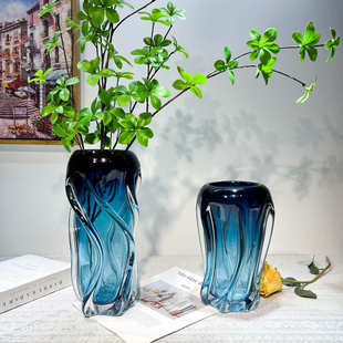 2025新款 家居样板间创意扭纹摆件 轻奢雾霾蓝手工琉璃花瓶果盘套装