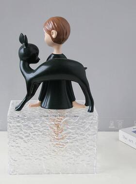 现代简约潮流卡通小鹿女孩公仔摆件样板间售楼处酒店大厅软装饰品