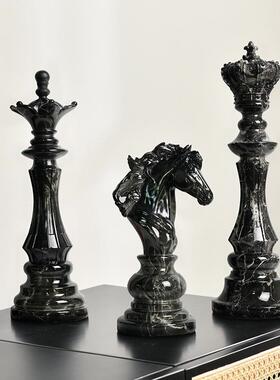 创意国际象棋家居电视酒柜玄关装饰水转印摆设皇后国王马摆件礼品
