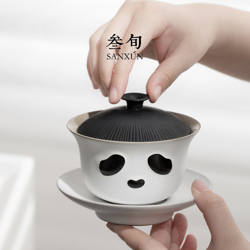 叁旬熊猫大侠盖碗可爱泡茶碗茶杯家用陶瓷不烫手三才盖碗茶具高档