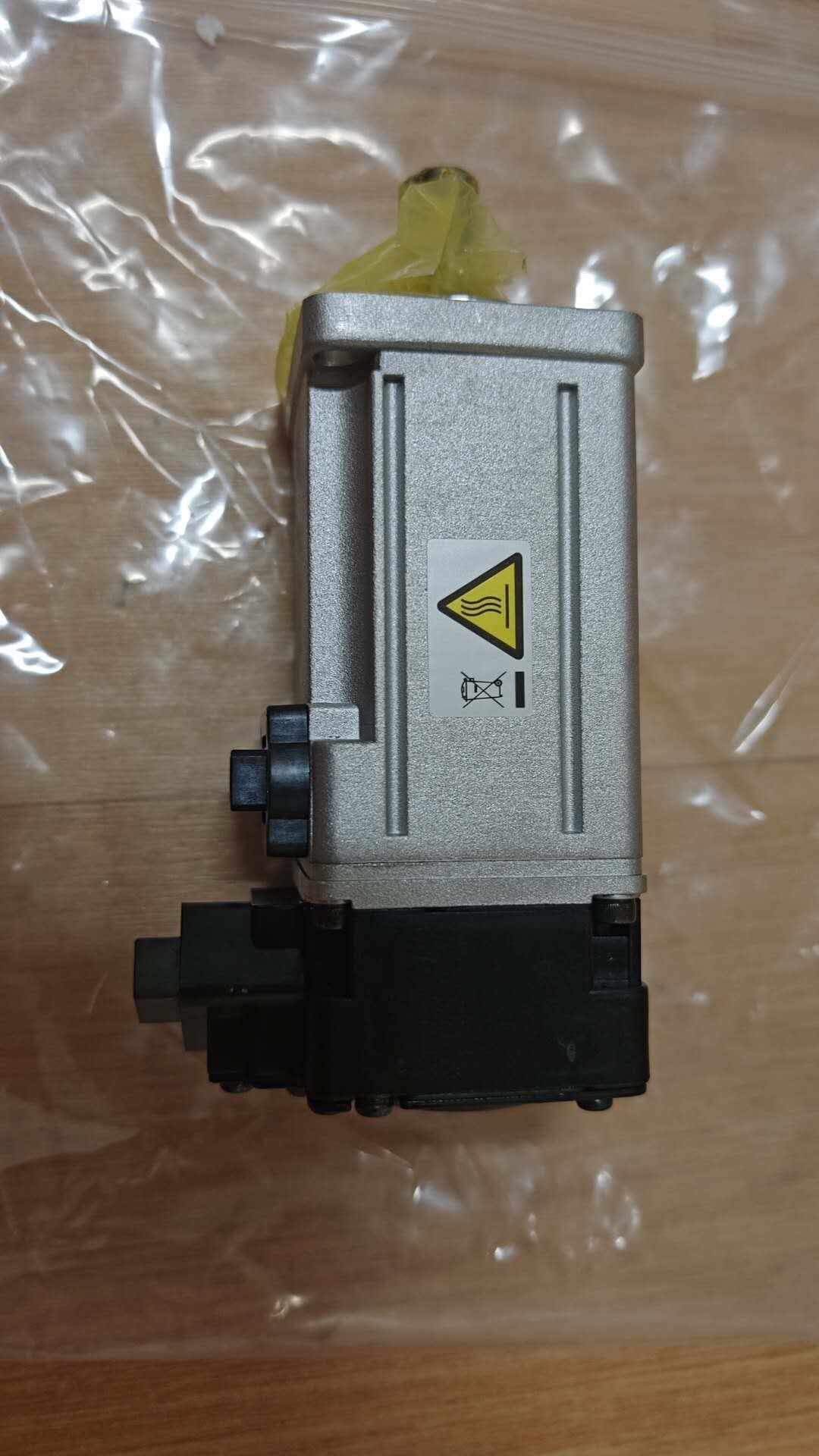 OMRON欧姆龙伺服电机,原装全新,没有包装