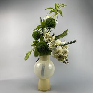 现代简约板间客厅桌楼处吧台民样宿玄关茶几轻奢售MES仿真花艺摆