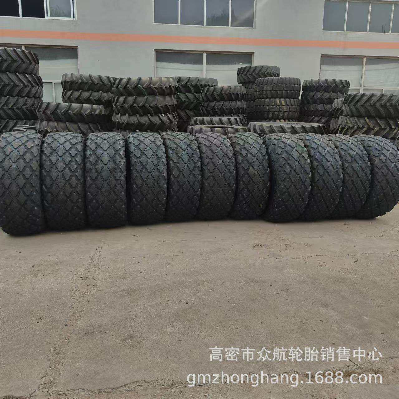 现货供应 23.1-26 压路机轮胎工程机械轮胎 菠萝花纹充气轮胎