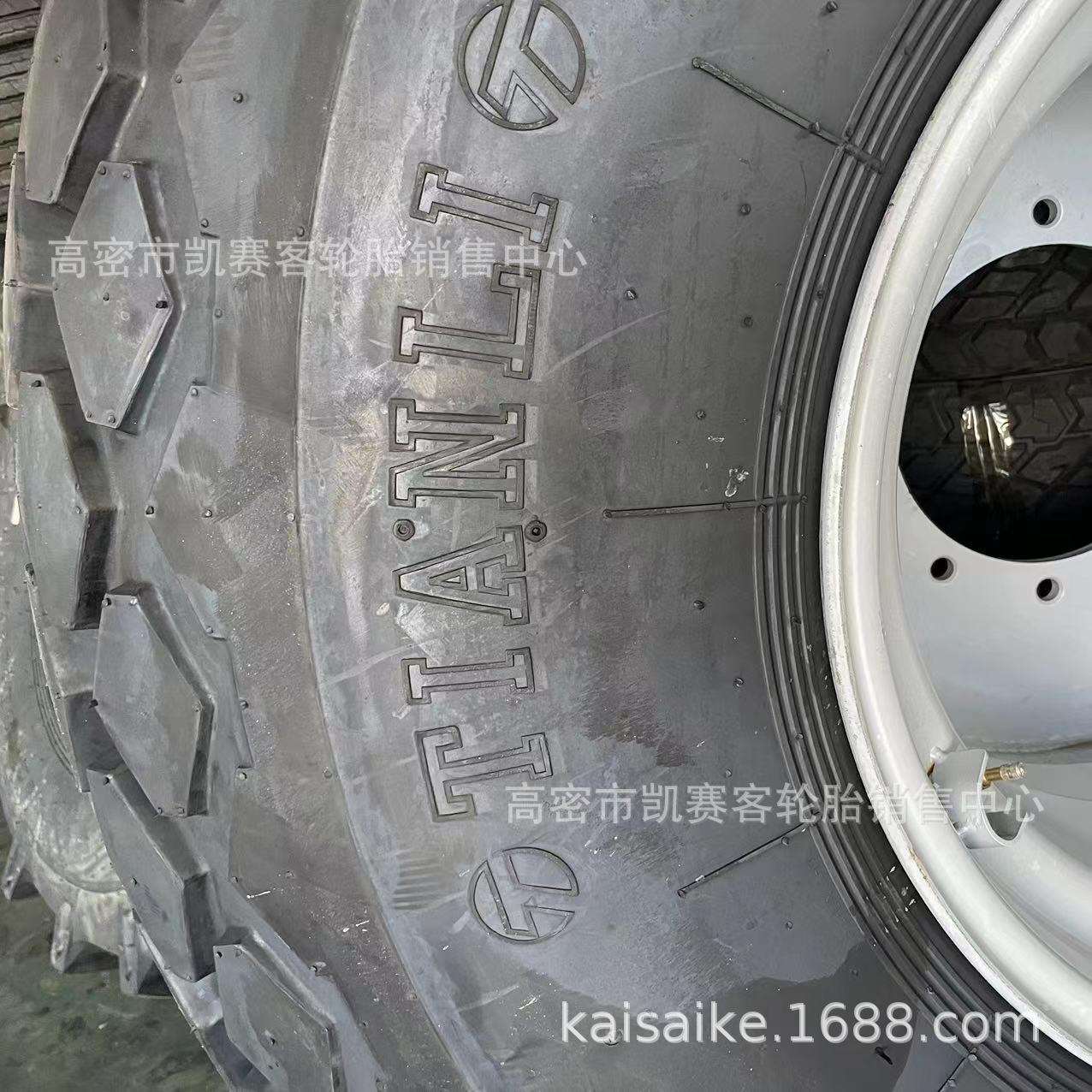 菠萝花纹28L-26宽胎路拌机轮胎牧场撒粪车除污车轮胎沙漠花纹