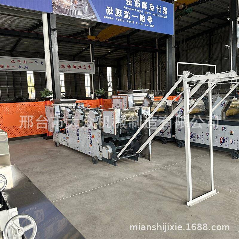 重型自动爬杆挂面机商用压面一次成型多功能面条机生产线图片