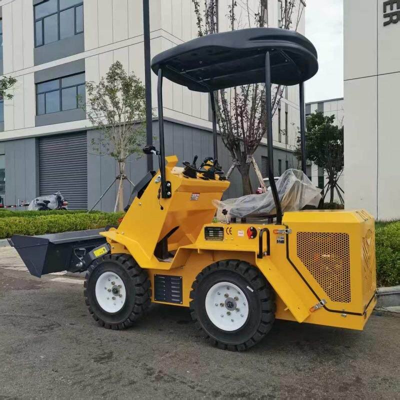 小型滑移装载机轮式履带式多功能室内遥控拆墙建筑用四驱小铲车