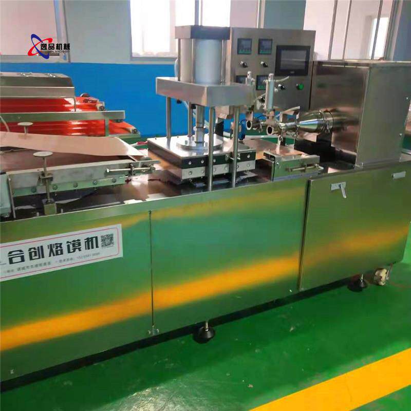 麻辣串卷饼机全自动水烙馍机一机多用烤鸭饼设备单饼机食品级