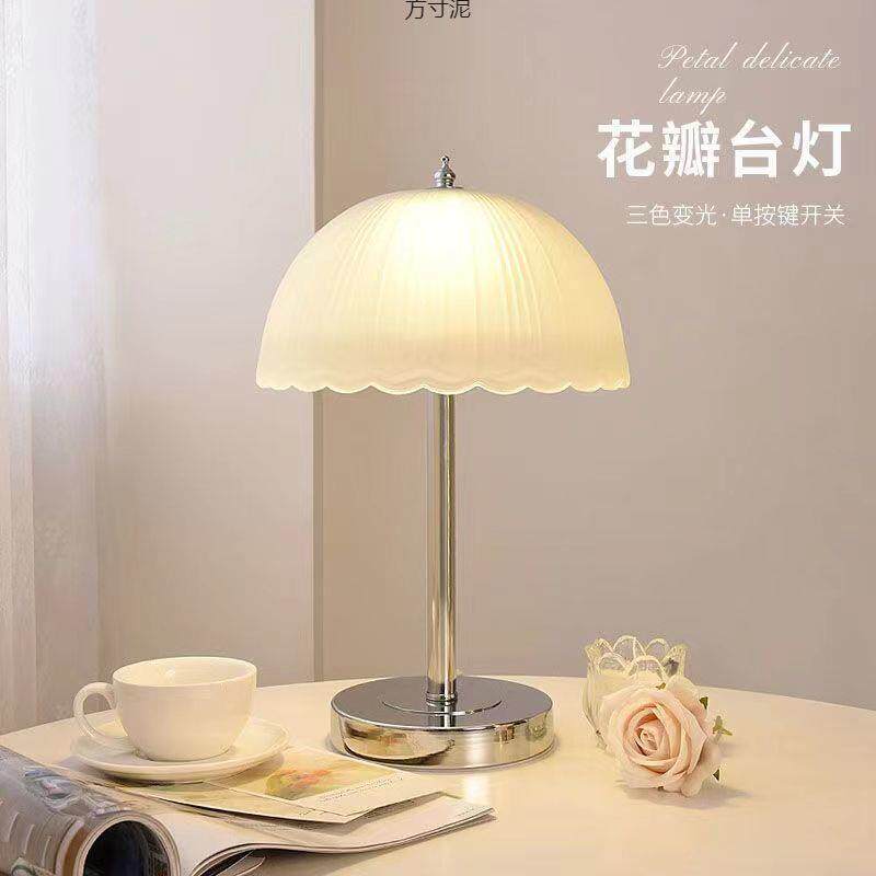 感台灯浪漫卧室床头灯公主风简约轻奢长明灯结婚喜庆陪嫁婚庆