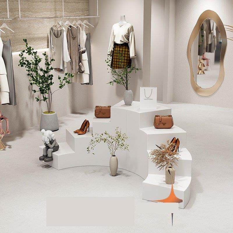 服装店楼梯形状中岛展示台桌子弯曲楼梯中岛台曲线展示台橱窗展台