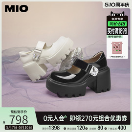 蝶恋幻梦MIO米奥2024年春季超高跟浅口单鞋蝴蝶搭扣玛丽珍鞋