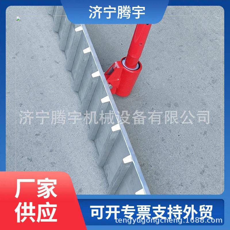 现浇牛场大抹子 混凝土牛场地面防滑拉槽机价格 地面拉纹机