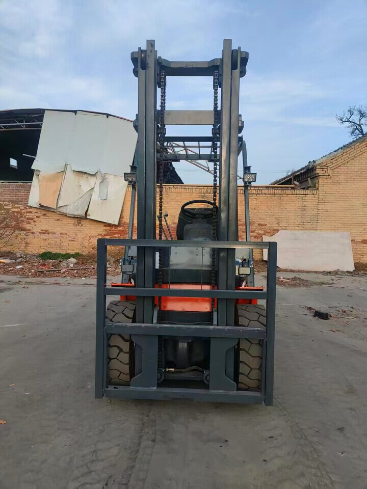 4月16日天津合力3.5吨叉车起升四米网络拍卖公告