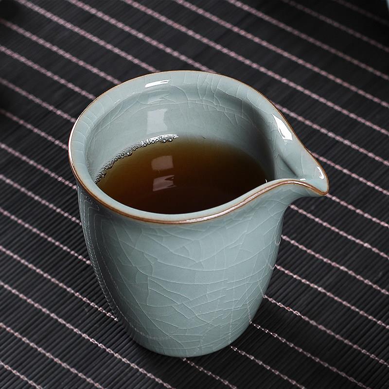 龙泉公道杯陶瓷分茶器功夫茶具仿古青瓷冰裂可养茶海茶道配件家用