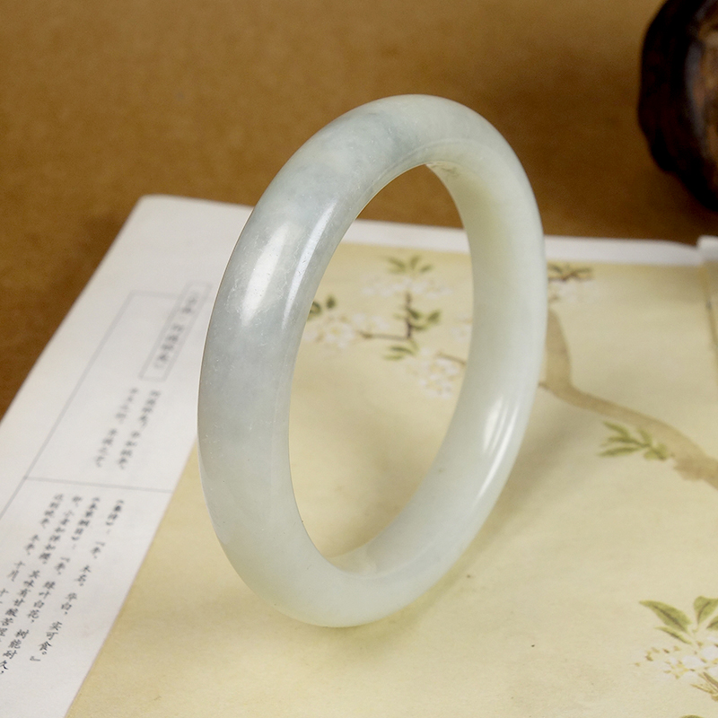 内径56mm保真新疆和田玉青花玉墨玉籽料点墨细料女款手镯50.60g