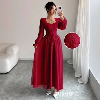 Vintage Wine Square Neck Bubble Sleeve Waist Cinching Long