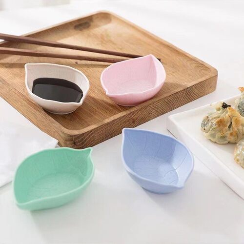 Japanese-style creative oil dish made from wheat straw, used